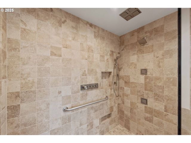 57555 PARKERSBURG Rd, Bandon, OR 97411