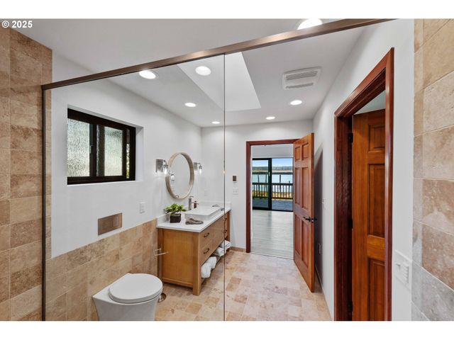 57555 PARKERSBURG Rd, Bandon, OR 97411