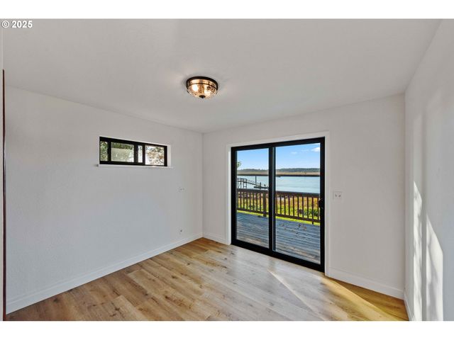 57555 PARKERSBURG Rd, Bandon, OR 97411