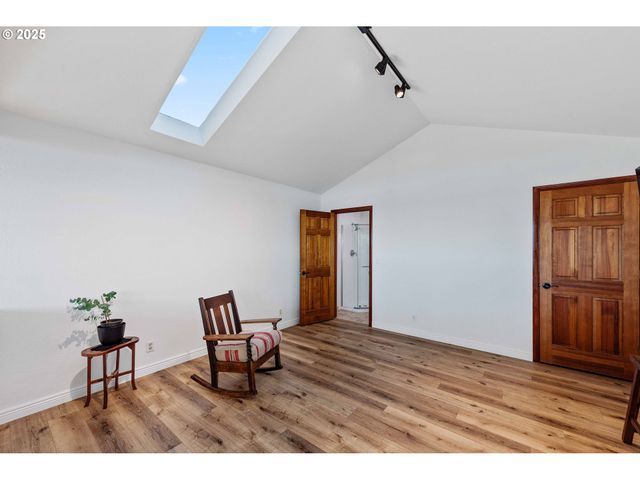 57555 PARKERSBURG Rd, Bandon, OR 97411