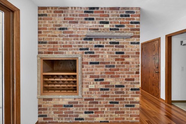 5705 Indian Trace, Madison, WI 53716