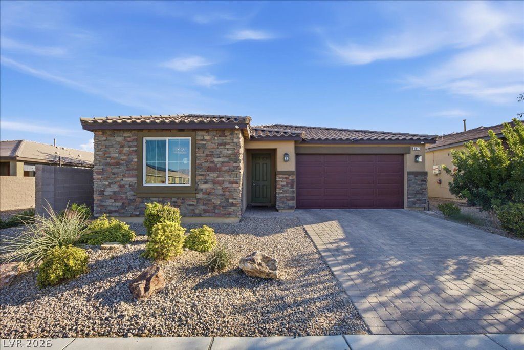 5917 Peridot Falls Avenue, Las Vegas, NV 89130 — exterior