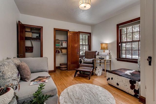 803 W PROSPECT AVENUE, Appleton, WI 54914