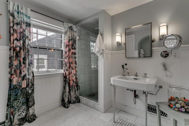 803 W PROSPECT AVENUE, Appleton, WI 54914