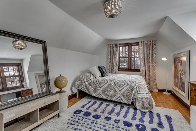 803 W PROSPECT AVENUE, Appleton, WI 54914