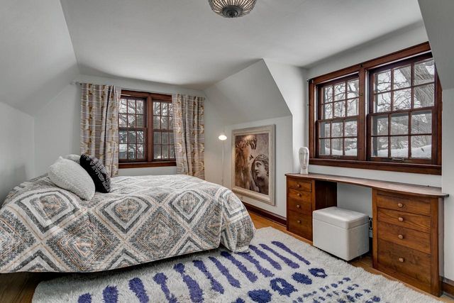 803 W PROSPECT AVENUE, Appleton, WI 54914