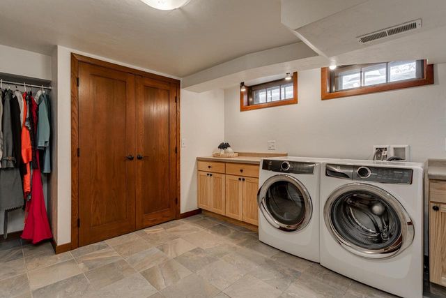 803 W PROSPECT AVENUE, Appleton, WI 54914