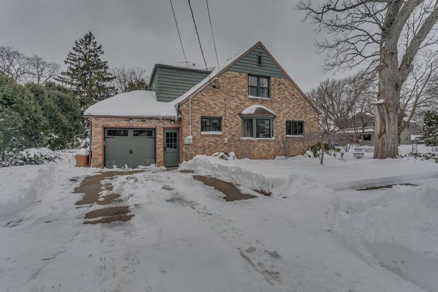 803 W PROSPECT AVENUE, Appleton, WI 54914