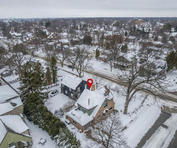 803 W PROSPECT AVENUE, Appleton, WI 54914