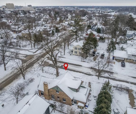 803 W PROSPECT AVENUE, Appleton, WI 54914