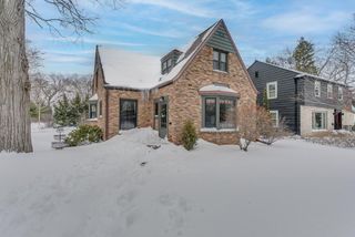 803 W PROSPECT AVENUE, Appleton, WI 54914