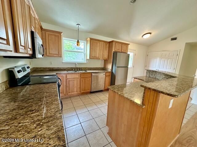 203 Pinewood Drive, Pass Christian, MS 39571