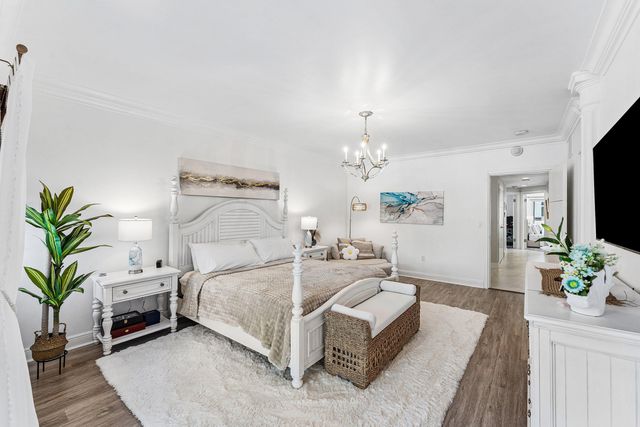 19 Hendricks Isle, Fort Lauderdale, FL 33301