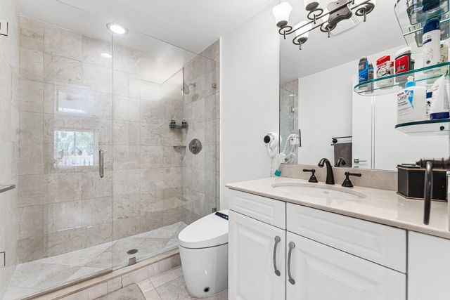 19 Hendricks Isle, Fort Lauderdale, FL 33301
