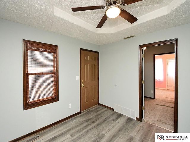 4359 S 42nd Street, Omaha, NE 68107