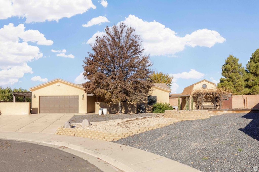 390 W 170 N, La Verkin, UT 84745
