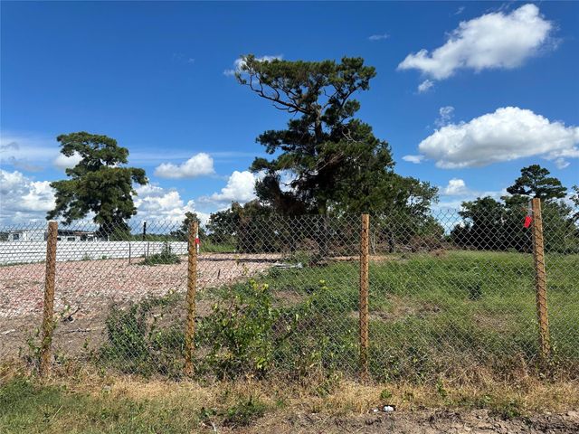 414 Brookshire Street, Channelview, TX 77530