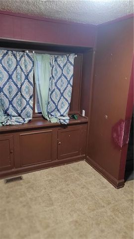 3104 E 23rd Street, Kansas City, MO 64127