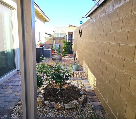 921 Mayfield Manor Lane, Las Vegas, NV 89138