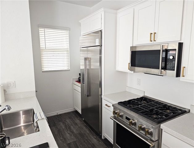 921 Mayfield Manor Lane, Las Vegas, NV 89138