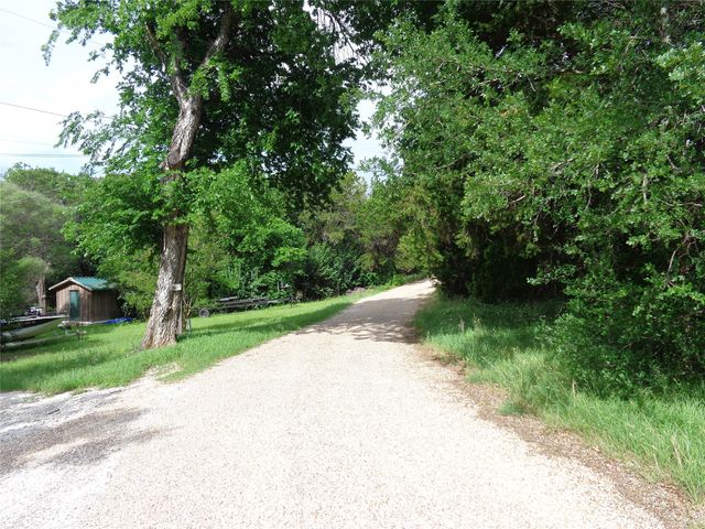 261 County Road 1766, Clifton, TX 76634