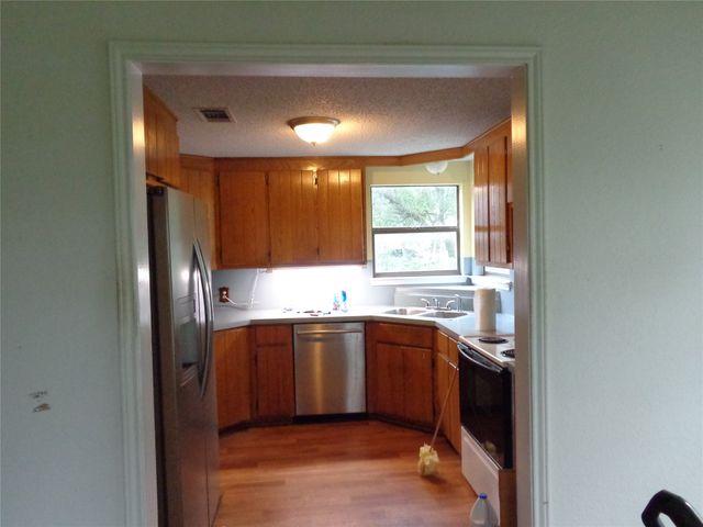 261 County Road 1766, Clifton, TX 76634