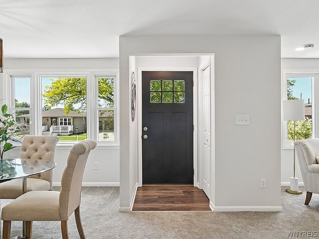 50 Carriage Park, West Seneca, NY 14224