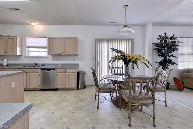 3004 Doncaster DR, Suffolk, VA 23435