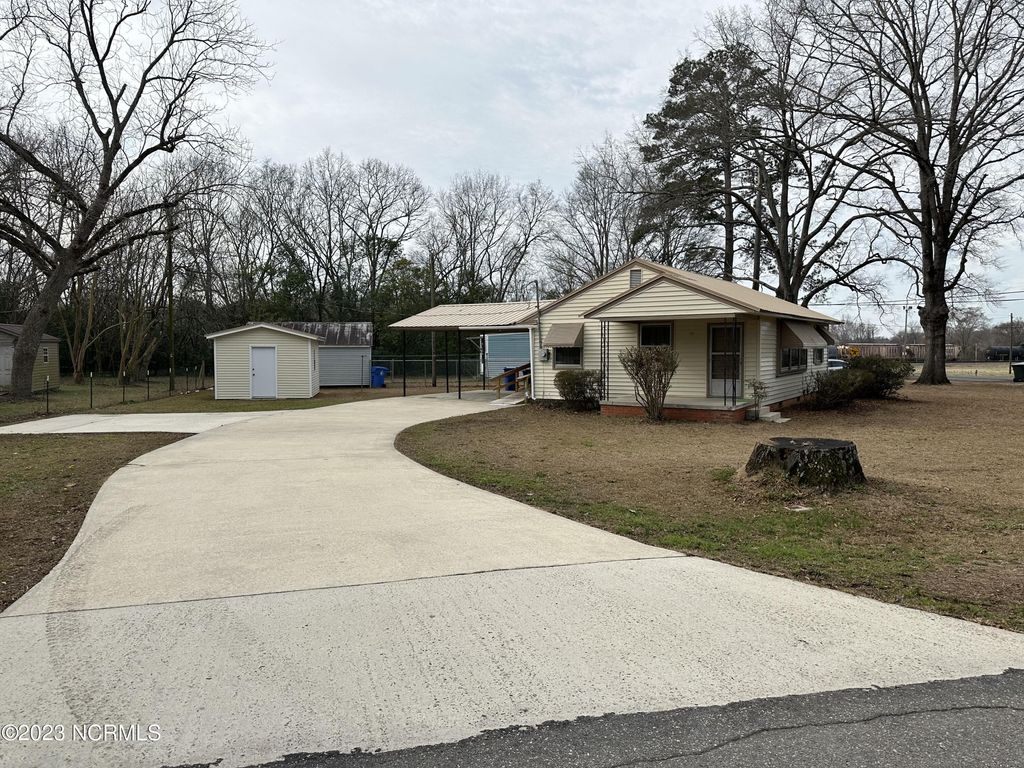 14120 Kiser Road, Laurinburg, NC 28352