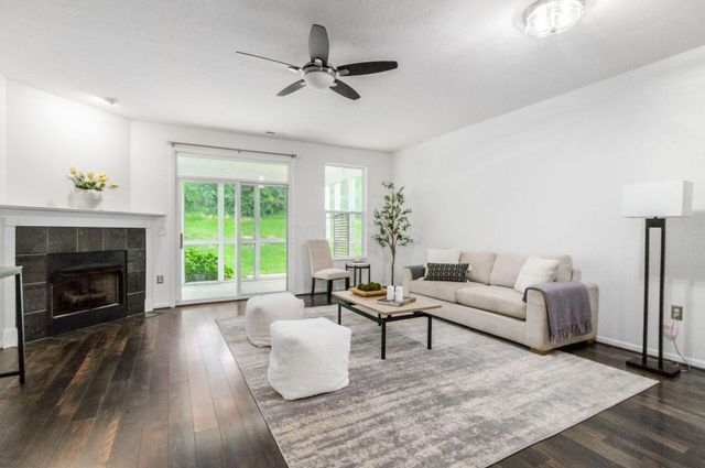 374 Westgreen Lane, Westerville, OH 43082