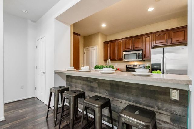 374 Westgreen Lane, Westerville, OH 43082
