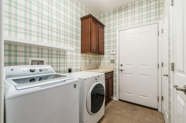 374 Westgreen Lane, Westerville, OH 43082