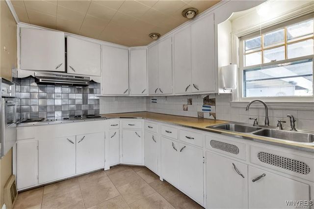 5406 Mayle Court, Niagara, NY 14305