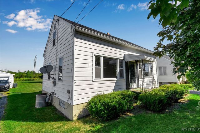 5406 Mayle Court, Niagara, NY 14305