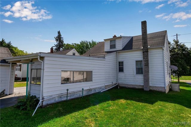 5406 Mayle Court, Niagara, NY 14305