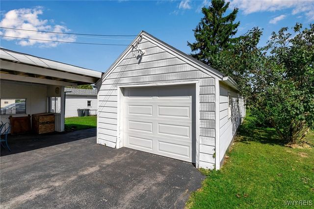 5406 Mayle Court, Niagara, NY 14305