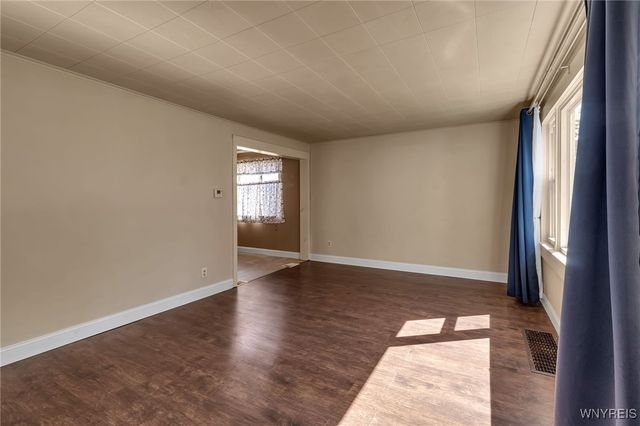 5406 Mayle Court, Niagara, NY 14305