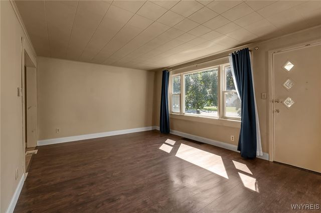 5406 Mayle Court, Niagara, NY 14305