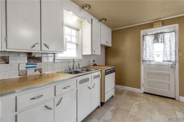 5406 Mayle Court, Niagara, NY 14305