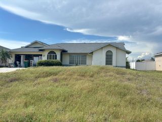 10460 GREENWAY AVENUE, Englewood, FL 34224