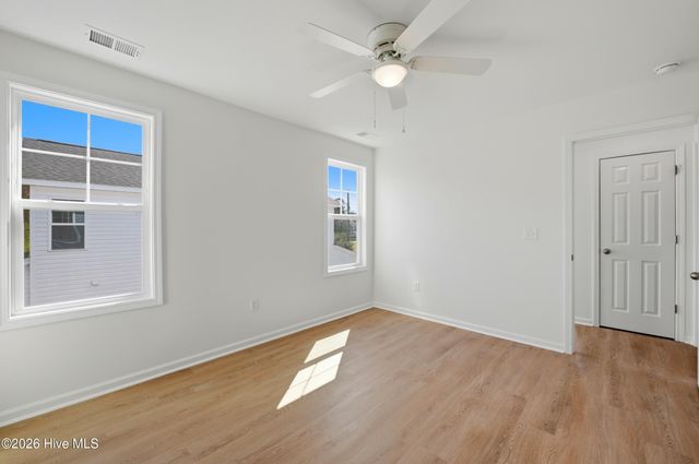 308 S Vann Street, Burgaw, NC 28425