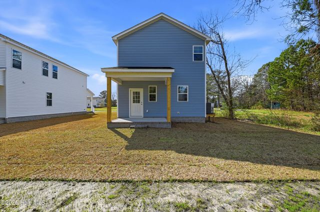 308 S Vann Street, Burgaw, NC 28425