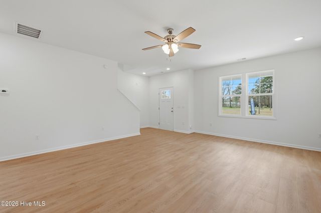 308 S Vann Street, Burgaw, NC 28425