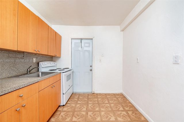 10015 SW 170th Terrace, Miami, FL 33157