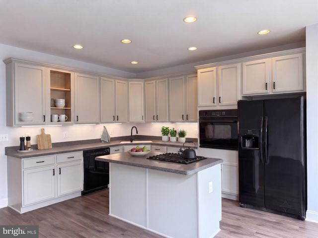 8358 MILLOM CT, Lorton, VA 22079
