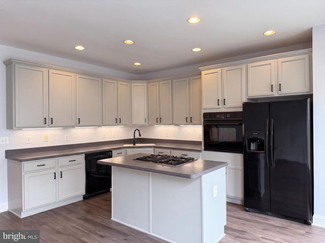 8358 MILLOM CT, Lorton, VA 22079