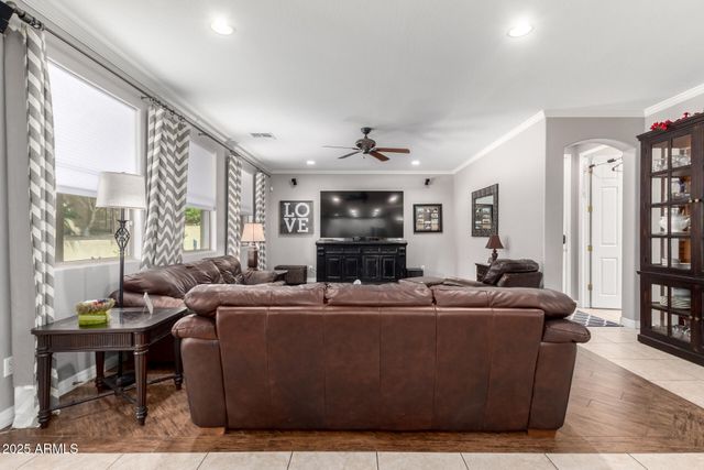 8374 W ROSEWOOD Lane, Peoria, AZ 85383