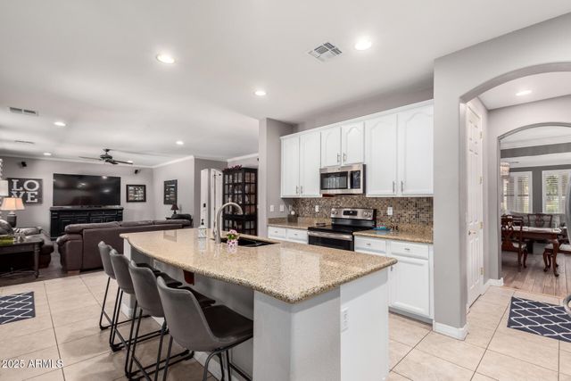 8374 W ROSEWOOD Lane, Peoria, AZ 85383