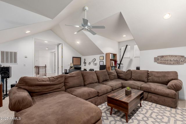 8374 W ROSEWOOD Lane, Peoria, AZ 85383