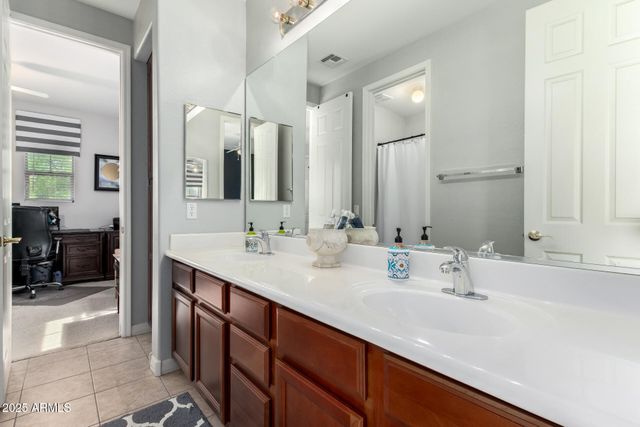 8374 W ROSEWOOD Lane, Peoria, AZ 85383